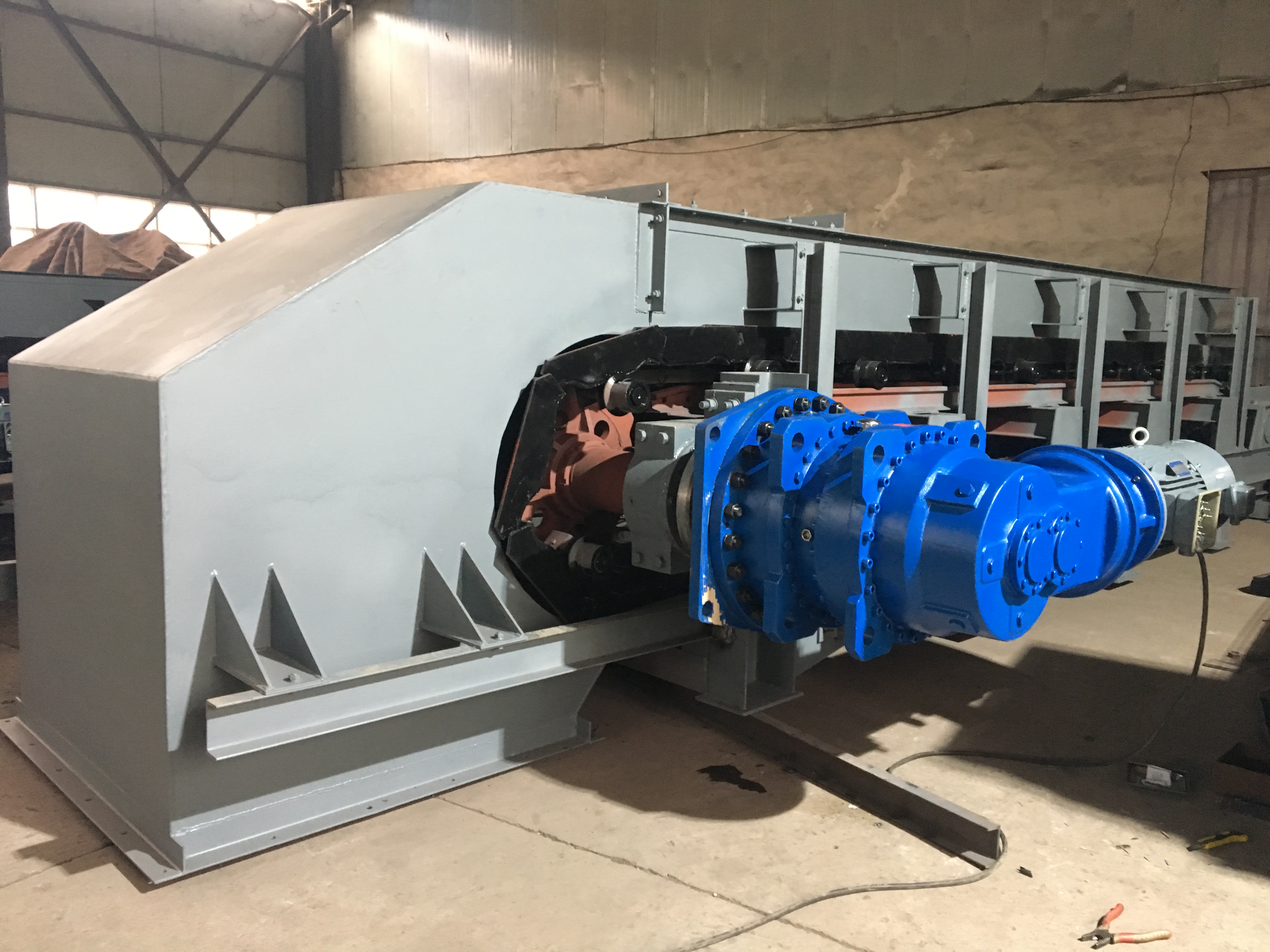 板式給料機(jī)使用前的注意事項